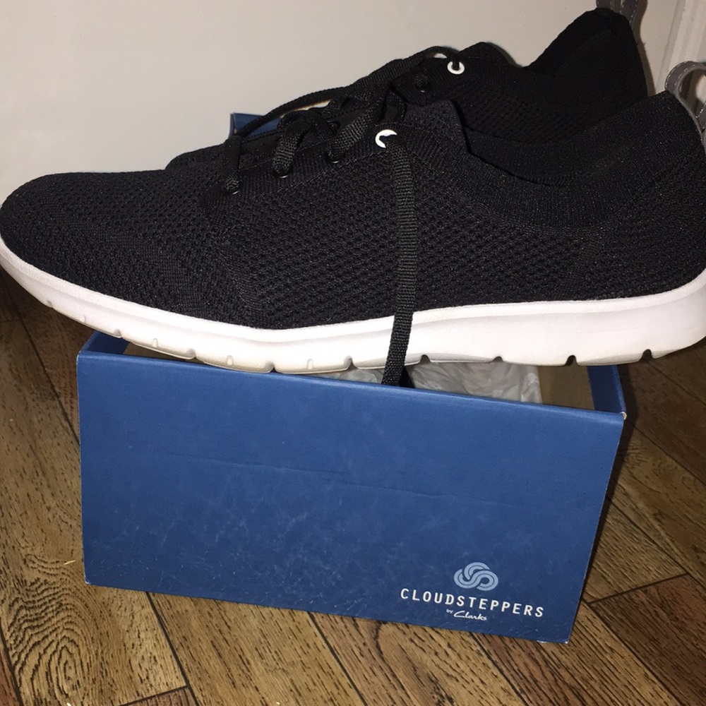 ☁️New Cloudsteppers by Clarks ☁️